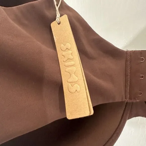 Skims Women's Fits Everybody T-Shirt Demi Bra Smoothing Brown Cocoa Size 44H NWT - Picture 4 of 6